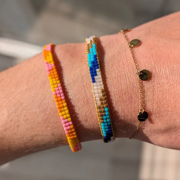 création d’un bracelet en tissage de perles